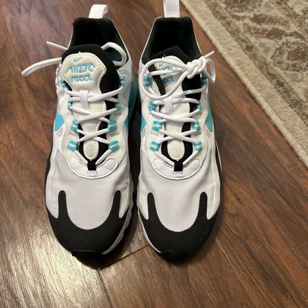 Nike Air Max Sneakers - White and Teal